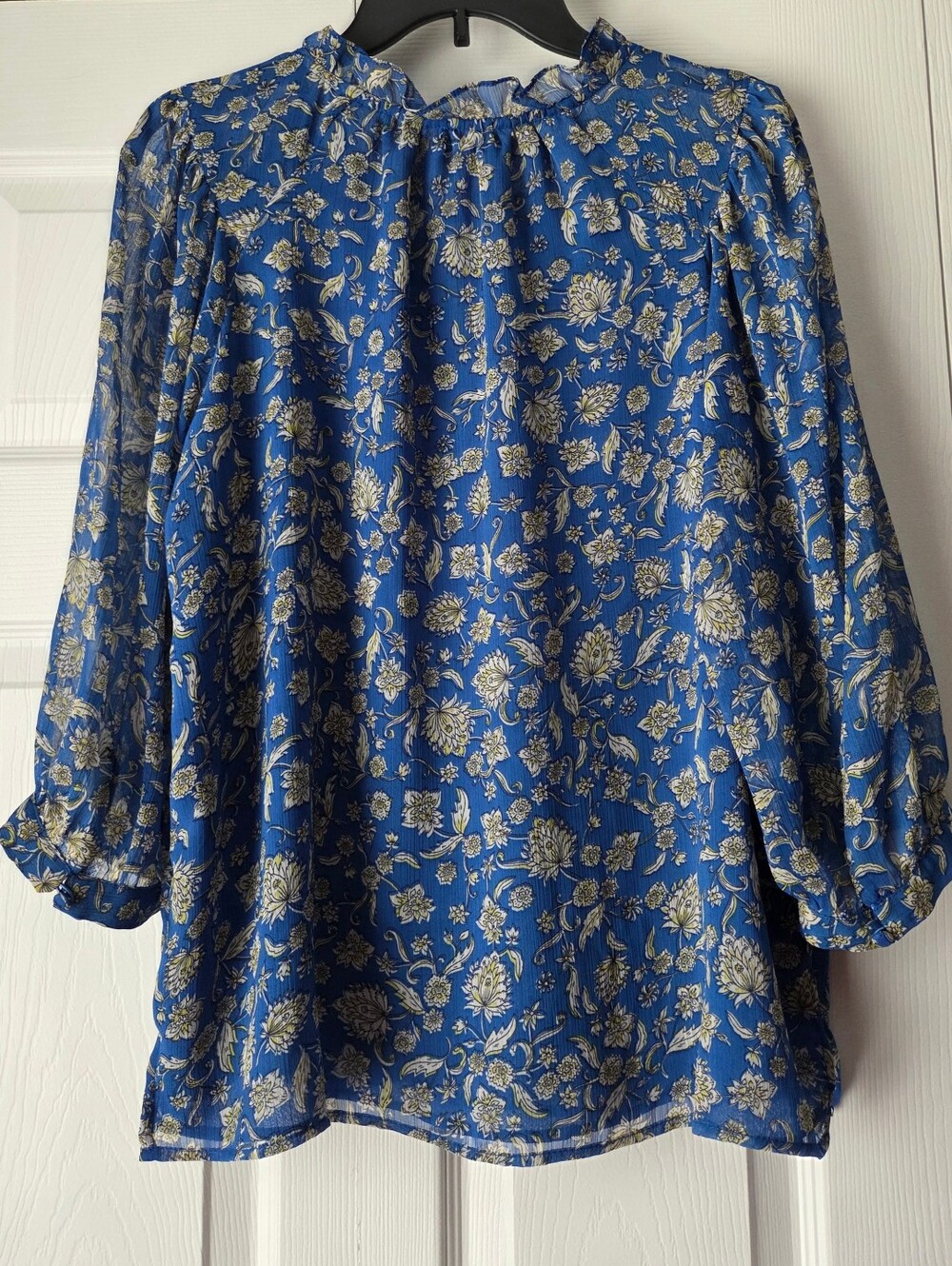 Vince Camuto Blue Floral Tie-Neck Blouse Size M - Picture 7 of 10